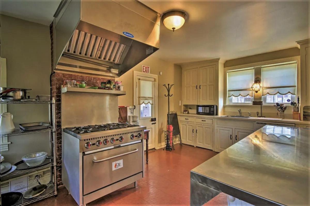 Downtown Bucher House *