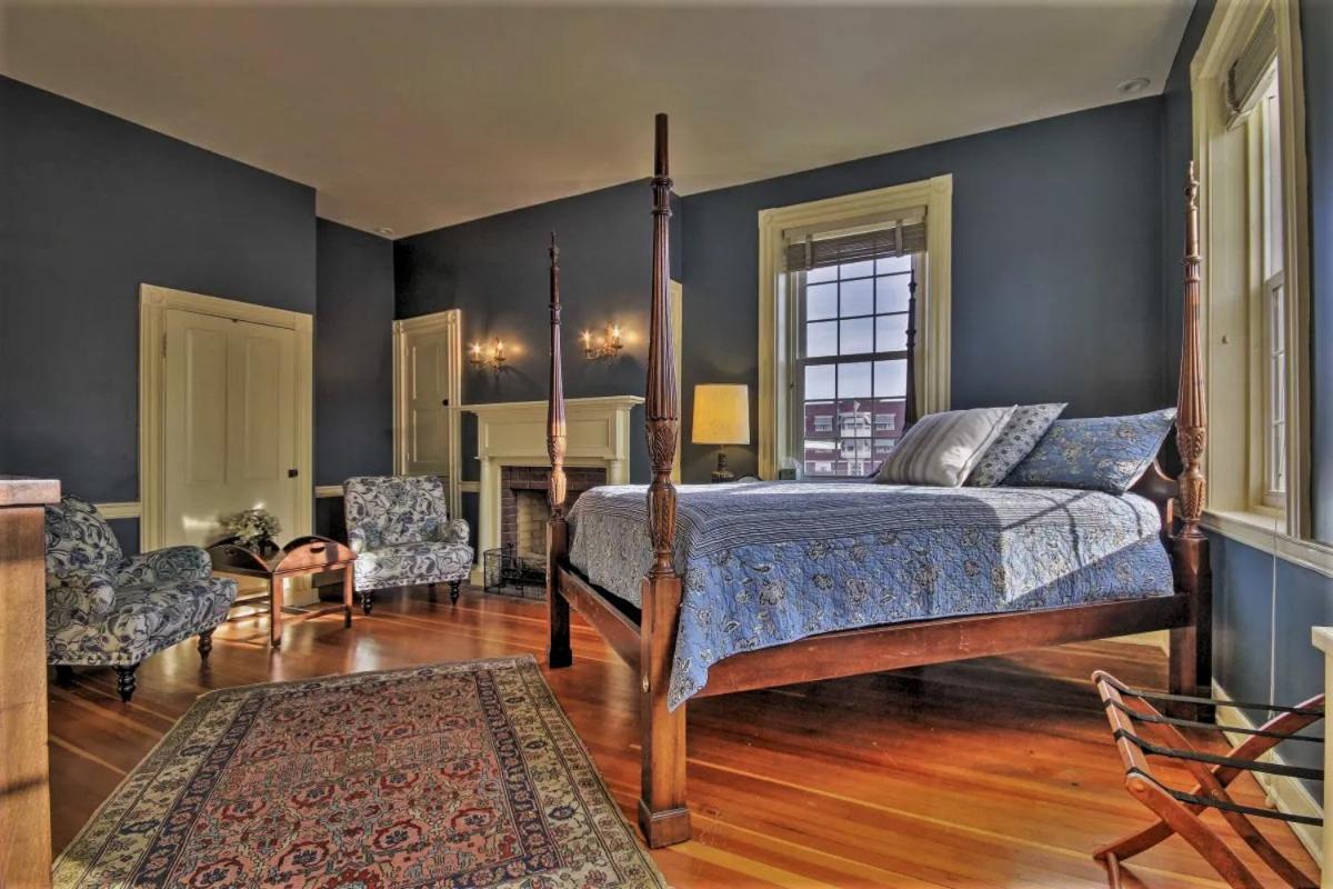 Villa Downtown Bucher House