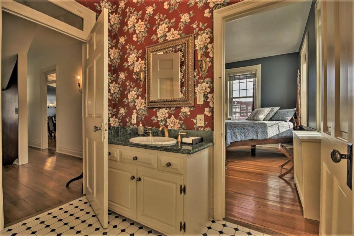 Downtown Bucher House Villa